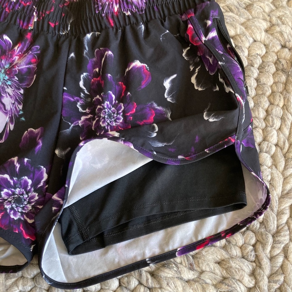 Avia flowered athletic shorts - Picture 3 of 7